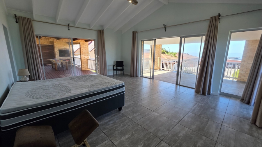 4 Bedroom Property for Sale in Dana Bay Western Cape